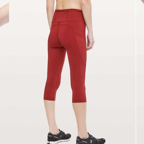 Lululemon Fast & Free Crop II *Nulux 19"
Dark Sport Red - Picture 1 of 14